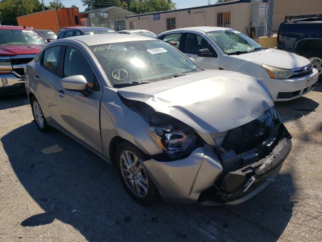 Toyota Scion ia (2016)