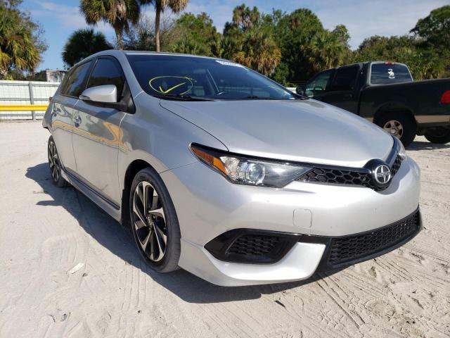Toyota Scion im (2016)