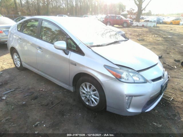 Toyota Prius plug-in (2012)