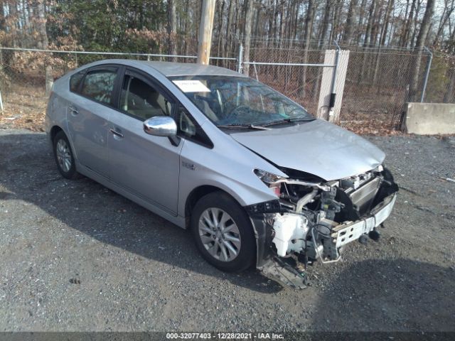 Toyota Prius plug-in (2014)