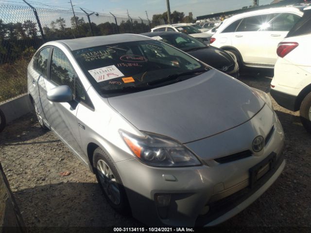 Toyota Prius plug-in (2013)