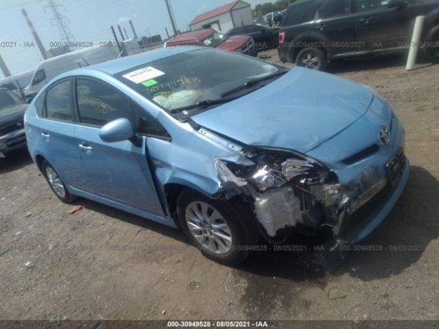 Toyota Prius plug-in (2013)