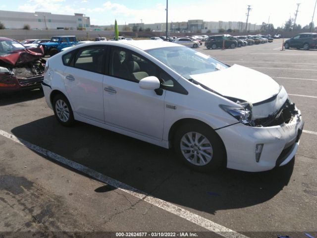 Toyota Prius plug-in (2012)