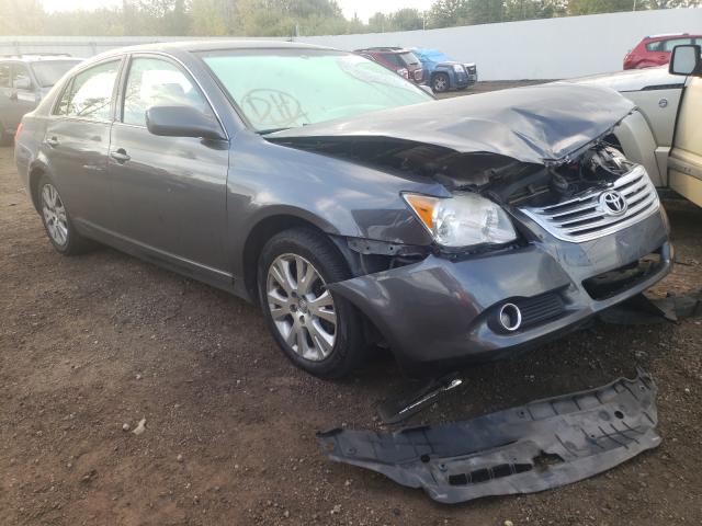 Toyota Avalon xl (2010)