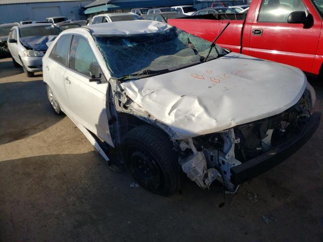 Toyota Camry base (2012)