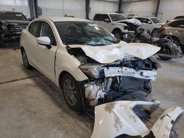 Toyota Scion ia (2016)