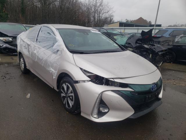Toyota Prius prim (2017)