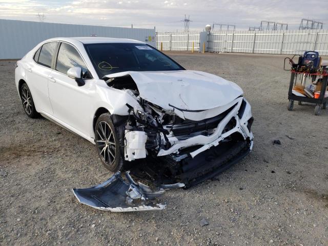 Toyota Camry se (2021)
