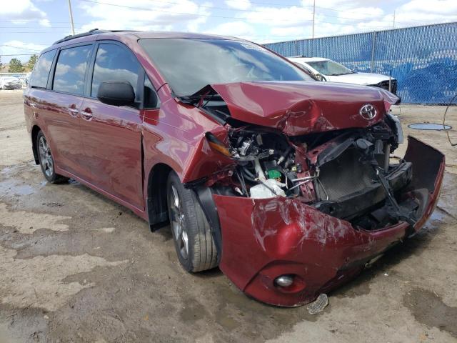 Toyota Sienna se (2016)