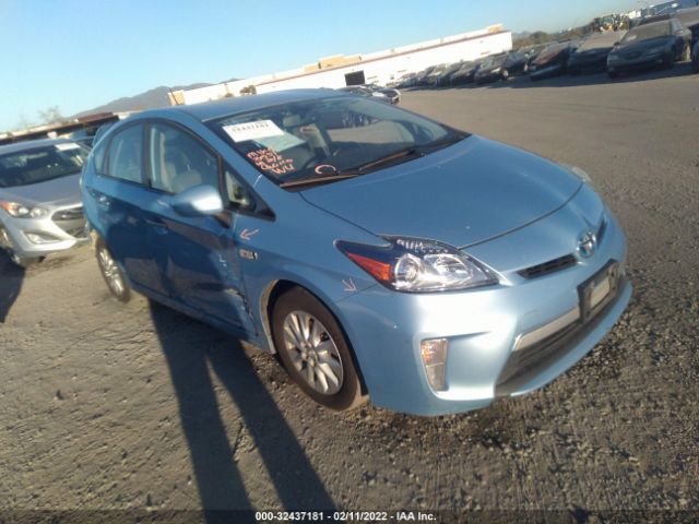 Toyota Prius plug-in (2014)