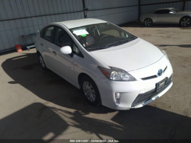 Toyota Prius plug-in (2013)