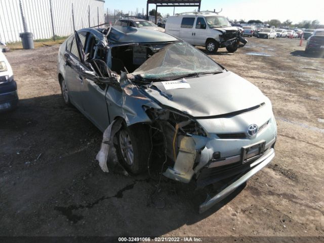 Toyota Prius plug-in (2013)