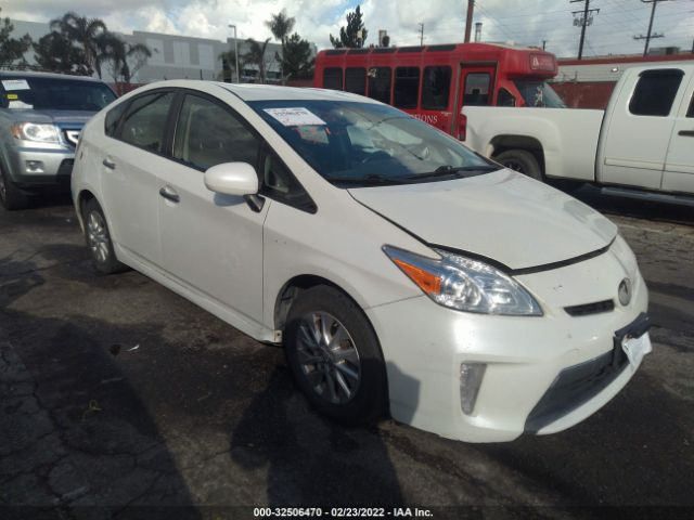 Toyota Prius plug-in (2013)