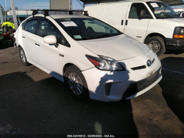 Toyota Prius plug-in (2015)