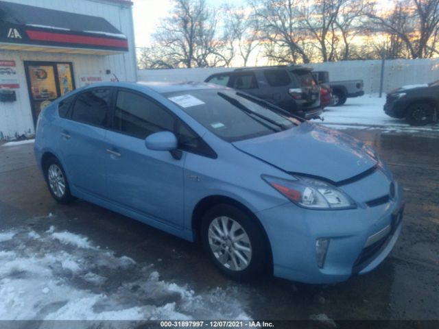 Toyota Prius plug-in (2015)