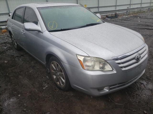 Toyota Avalon xl (2005)