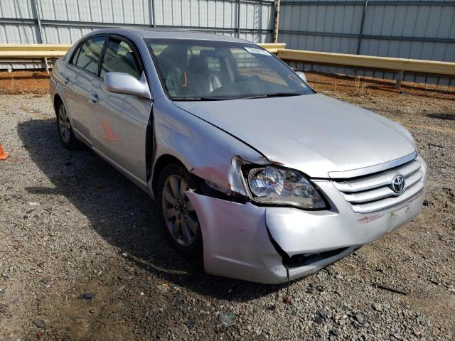 Toyota Avalon xl (2005)