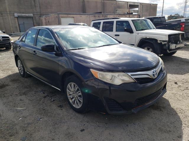 Toyota Camry hybr (2013)