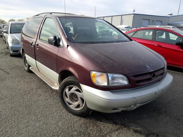 Toyota Sienna le (1998)
