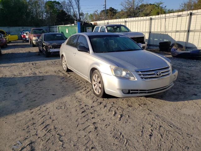 Toyota Avalon xl (2007)