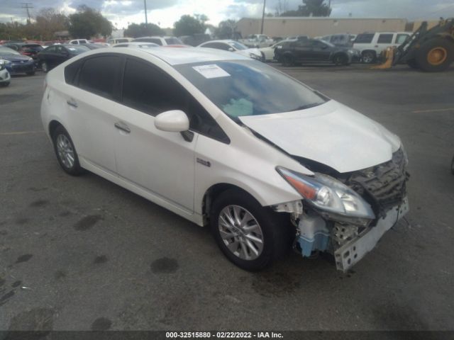 Toyota Prius plug-in (2013)