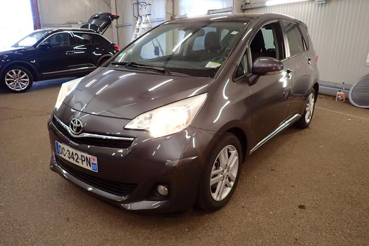 Toyota Verso-s (2014)