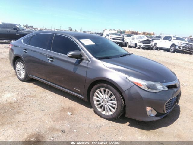Toyota Avalon hybrid (2013)