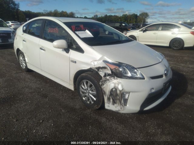 Toyota Prius plug-in (2014)