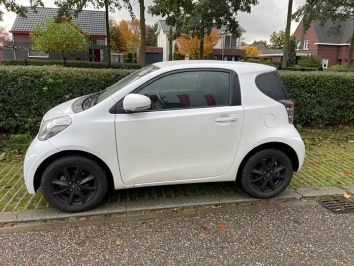 Toyota Iq (2009)