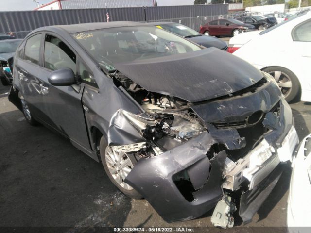 Toyota Prius plug-in (2015)