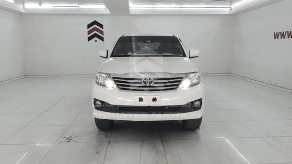 Toyota Fortuner (2013)