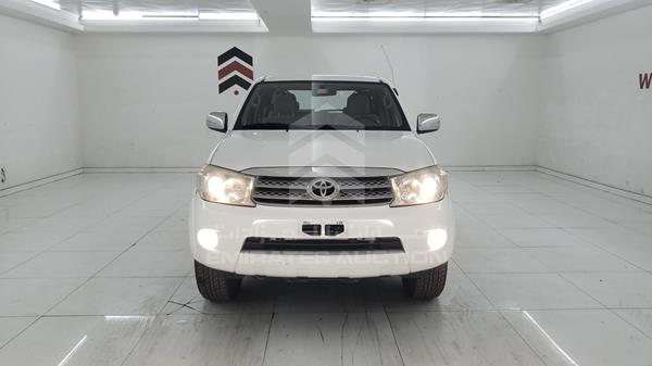 Toyota Fortuner (2010)