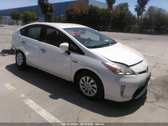 Toyota Prius plug-in (2013)