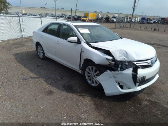 Toyota Camry hybrid (2012)