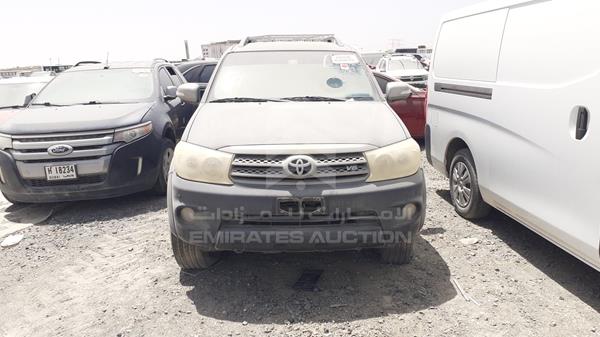 Toyota Fortuner (2011)