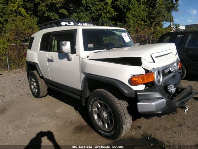 Toyota Fj cruiser (2012)