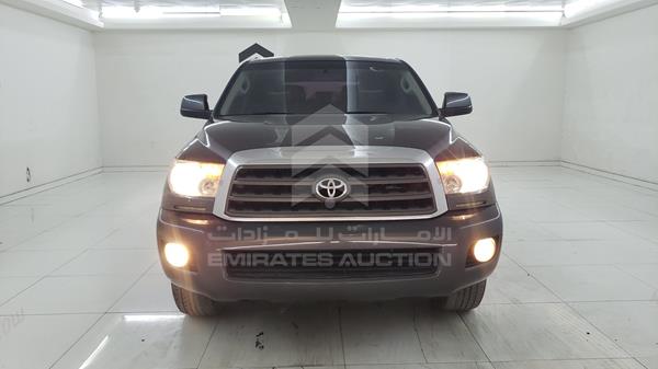 Toyota Sequoia (2012)