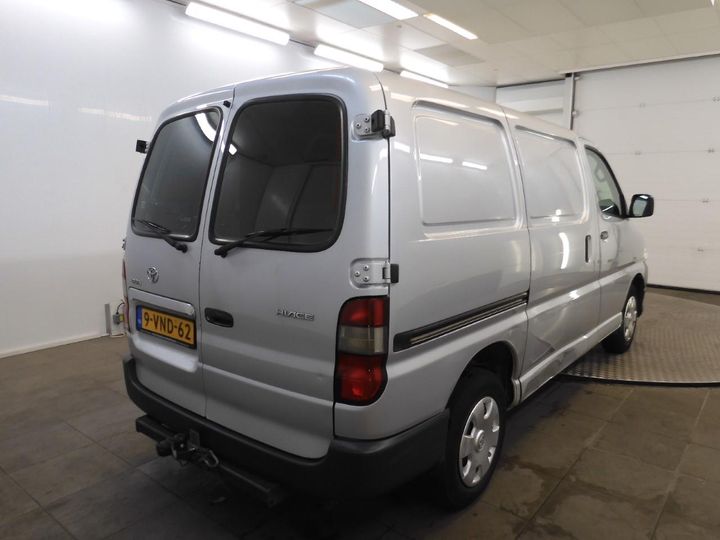 Toyota Hiace (2011)