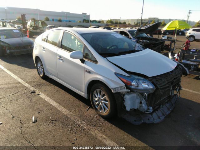 Toyota Prius plug-in (2014)