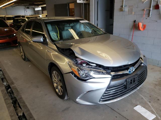 Toyota Camry hybr (2015)