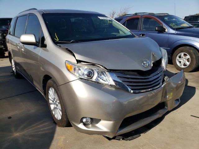 Toyota Sienna xle (2015)