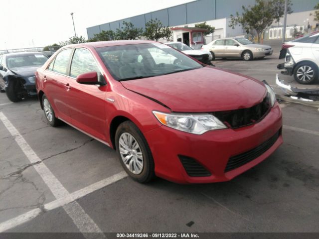 Toyota Camry hybrid (2014)
