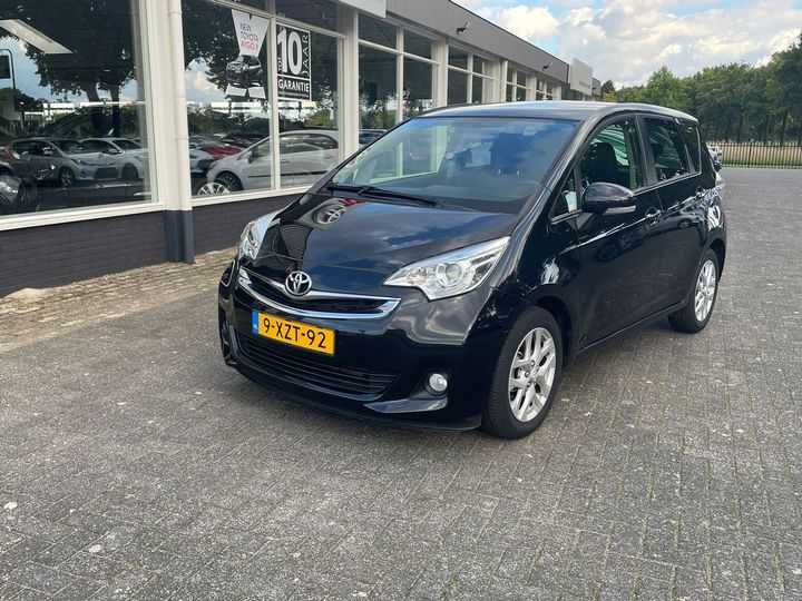 Toyota Verso-s (2015)