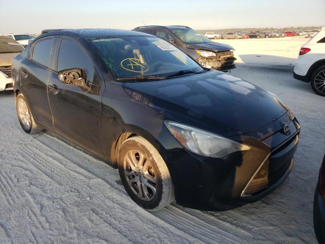 Toyota Scion ia (2016)