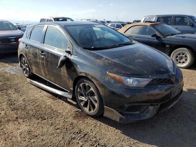 Toyota Scion im (2016)