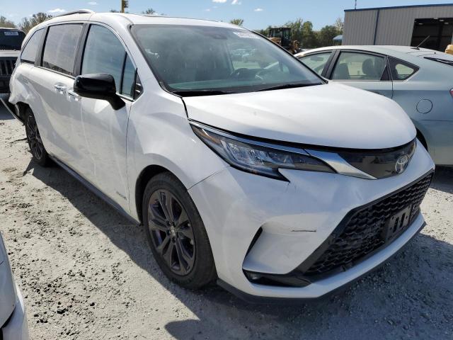 Toyota Sienna xse (2021)