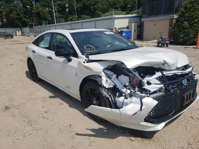 Toyota Avalon nig (2022)
