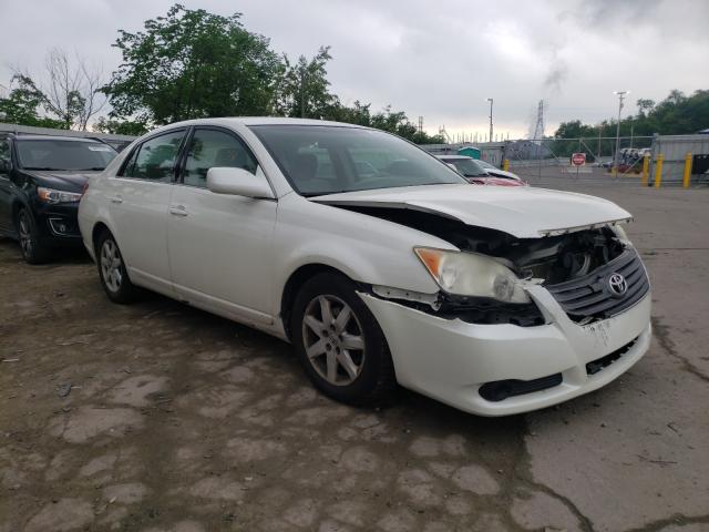 Toyota Avalon xl (2010)