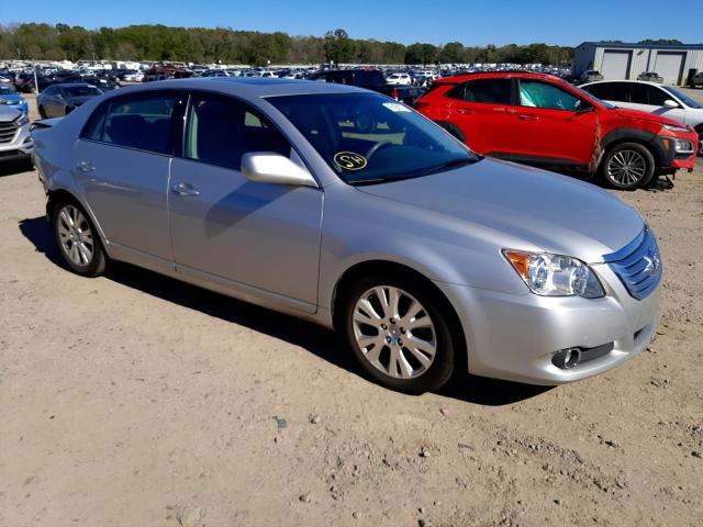 Toyota Avalon xl (2010)