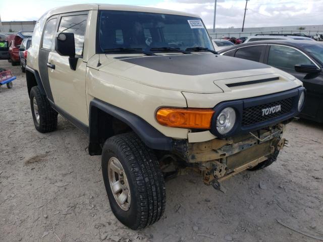 Toyota Fj cruiser (2010)
